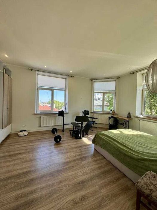 Продаж 3-кім квартири вул. Шараневича