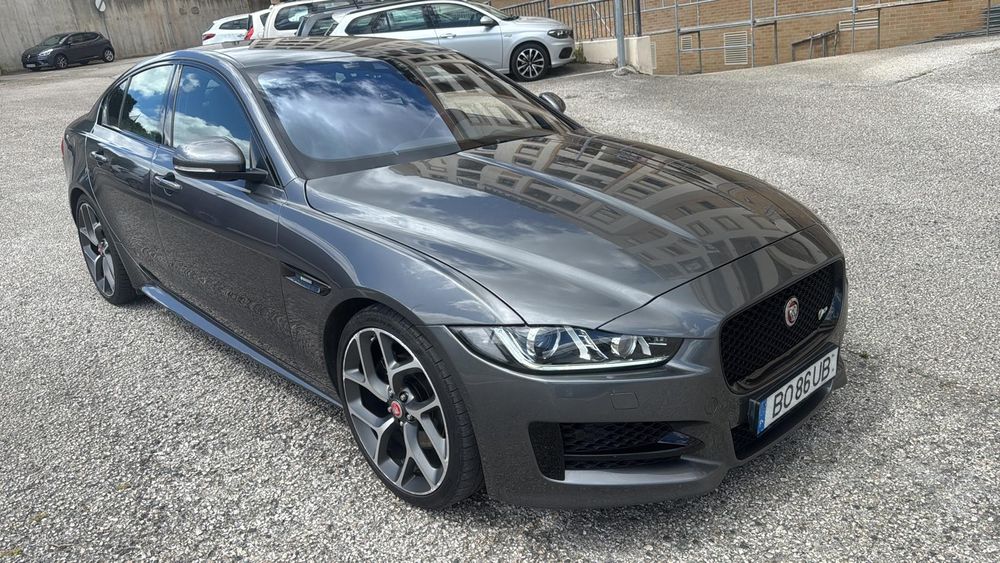 Jaguar XE 2.0 Diesel R-Sport (2016)