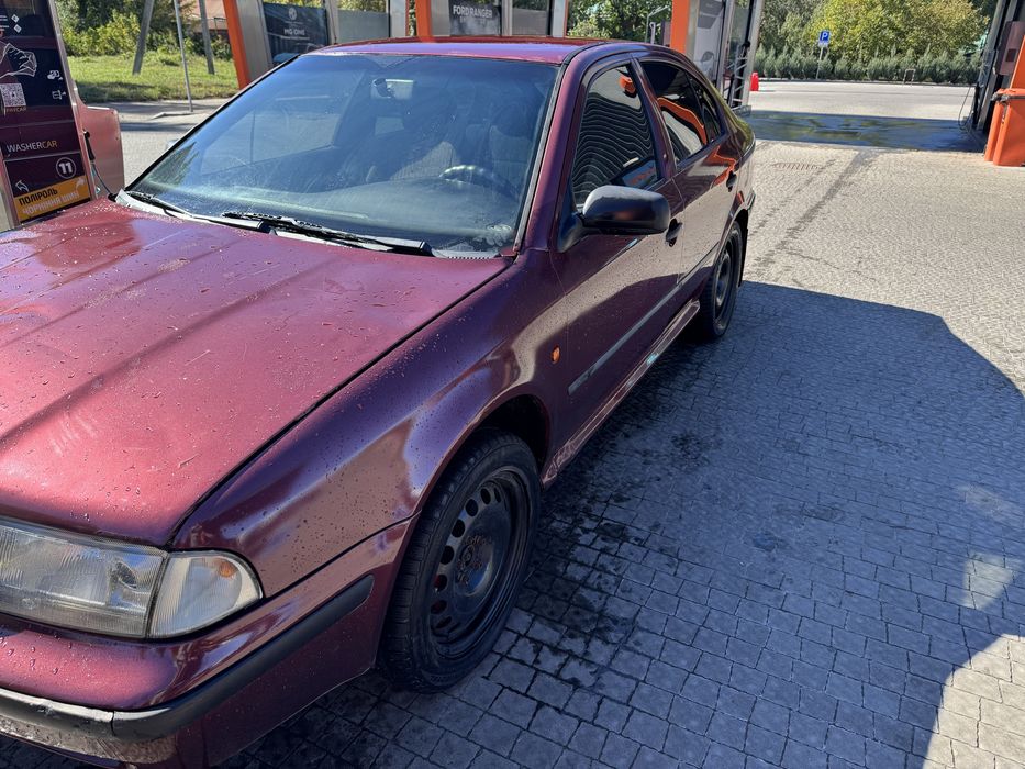 Шкода актавиа(1.6АЕЕ