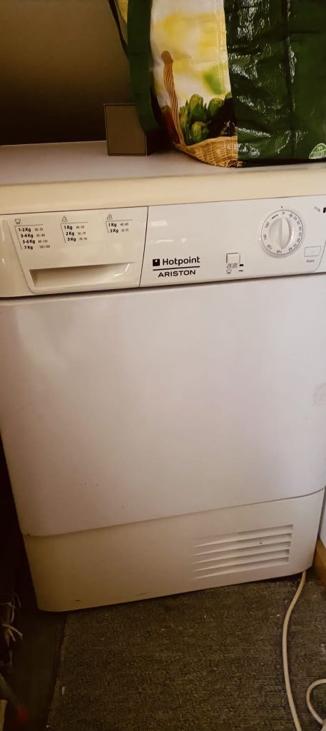Máquina lavar roupa e secar usadas