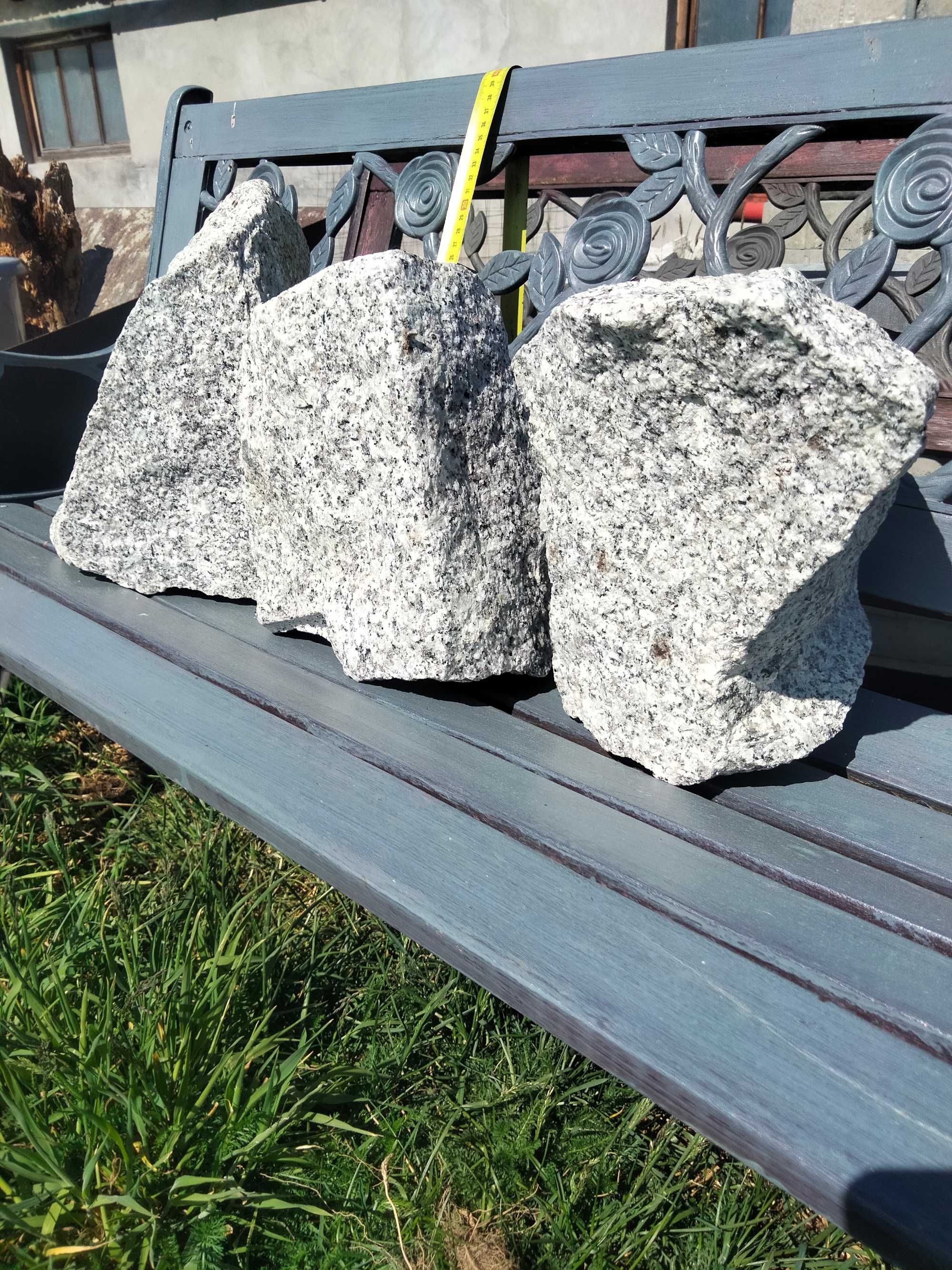 Kamień ozdobny granitowy do ogrodu 3 sztuki skałki