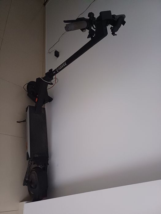 Trotinete Elétrica Navee