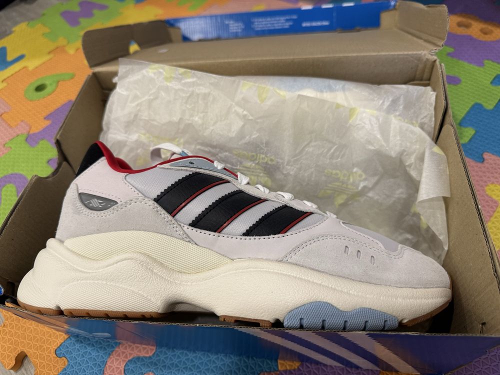 Adidas RETROPY F90 N42.5