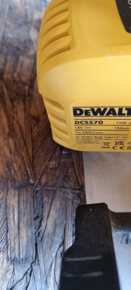 Piła tarczowa DeWalt dcs570