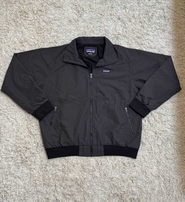 Куртка вітровка patagonia розмір XL