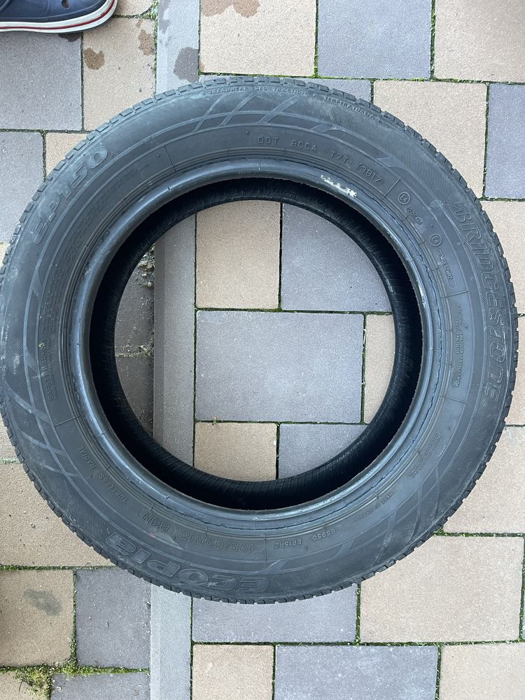 Продам літню резину Bridgestone ecopia 185/60/r15