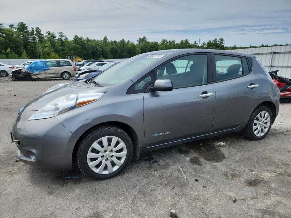 NISSAN Leaf S, 2015 (2014)