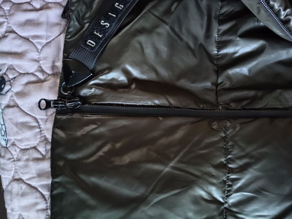 Зимова жіноча куртка пальто