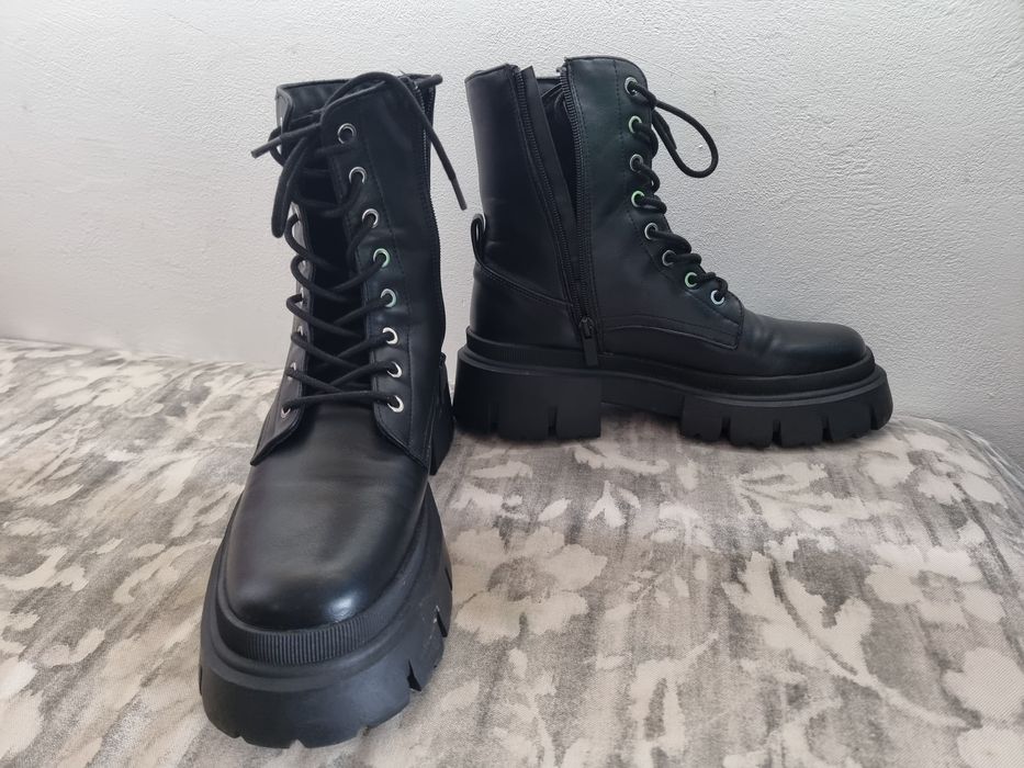 Botas Lefties tamanho 40