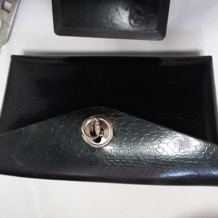 Бардачок аптечки ХВЗ