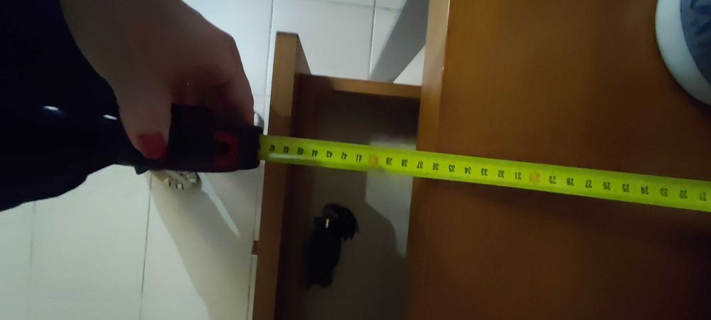 Aparador de entrada em cerejeira e pés metálicos
