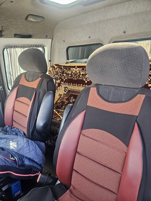 Продам газель бортову