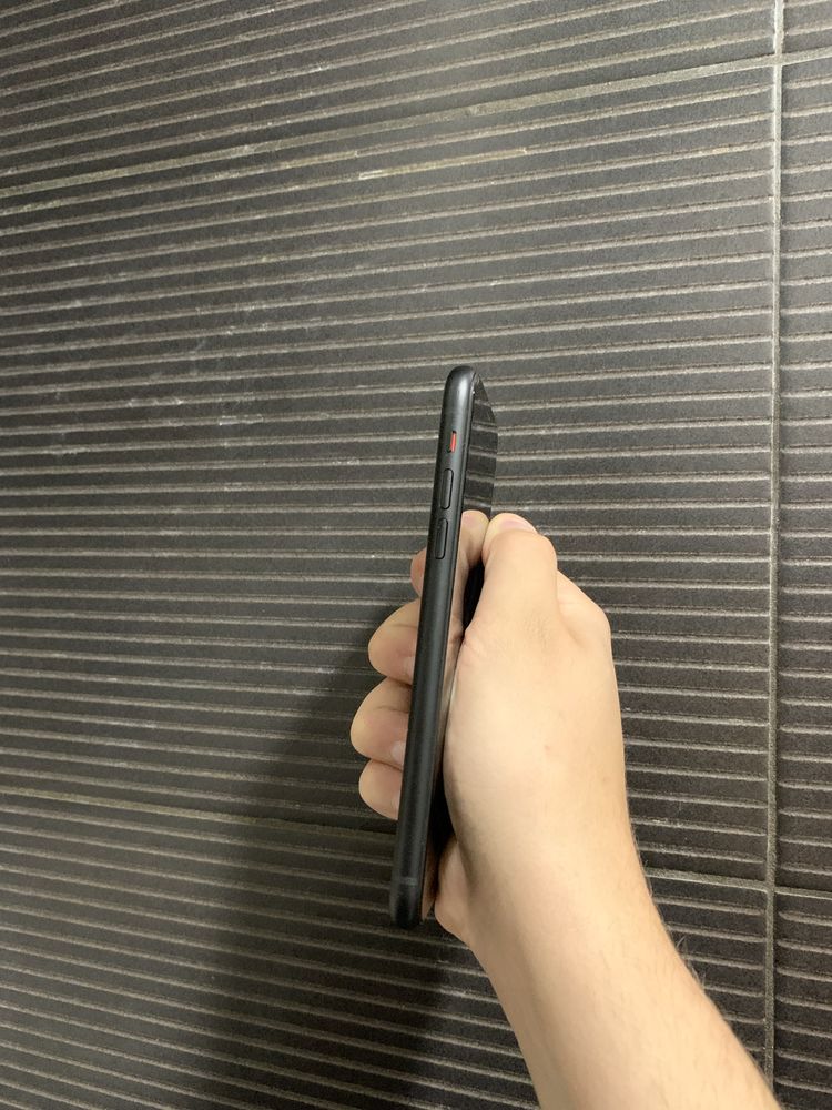 iPhone XR — Полный бак, 256 гигов, и вперёд без тормозов