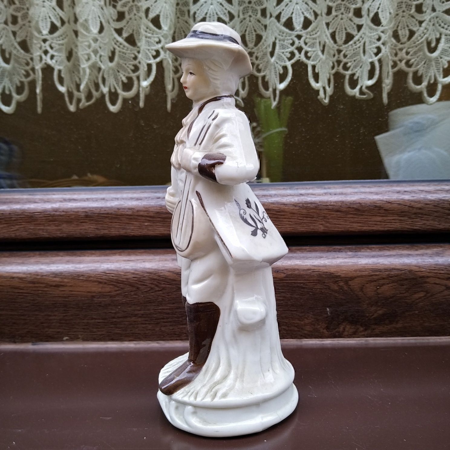 Porcelana figurka kawalera