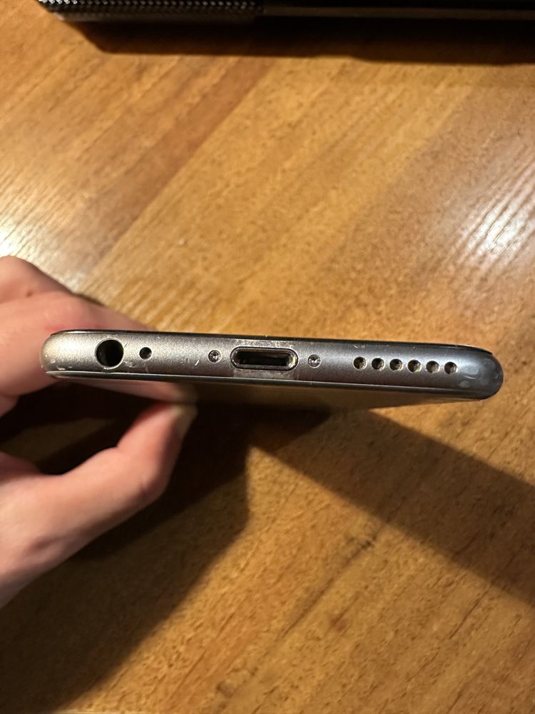 Iphone 6. 64gb. акб 90%