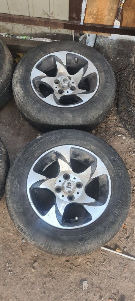 Продам диски R13 4x98 4x100 с резиной  в хорошем состоянии