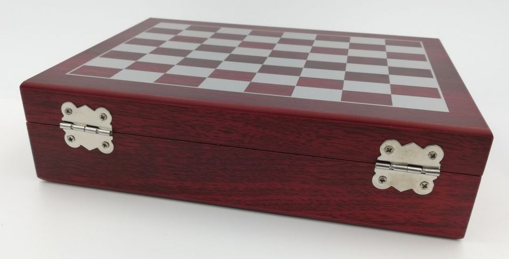 Nowy Zestaw upominkowy kieliszki piersiówka prezent upominek szachy