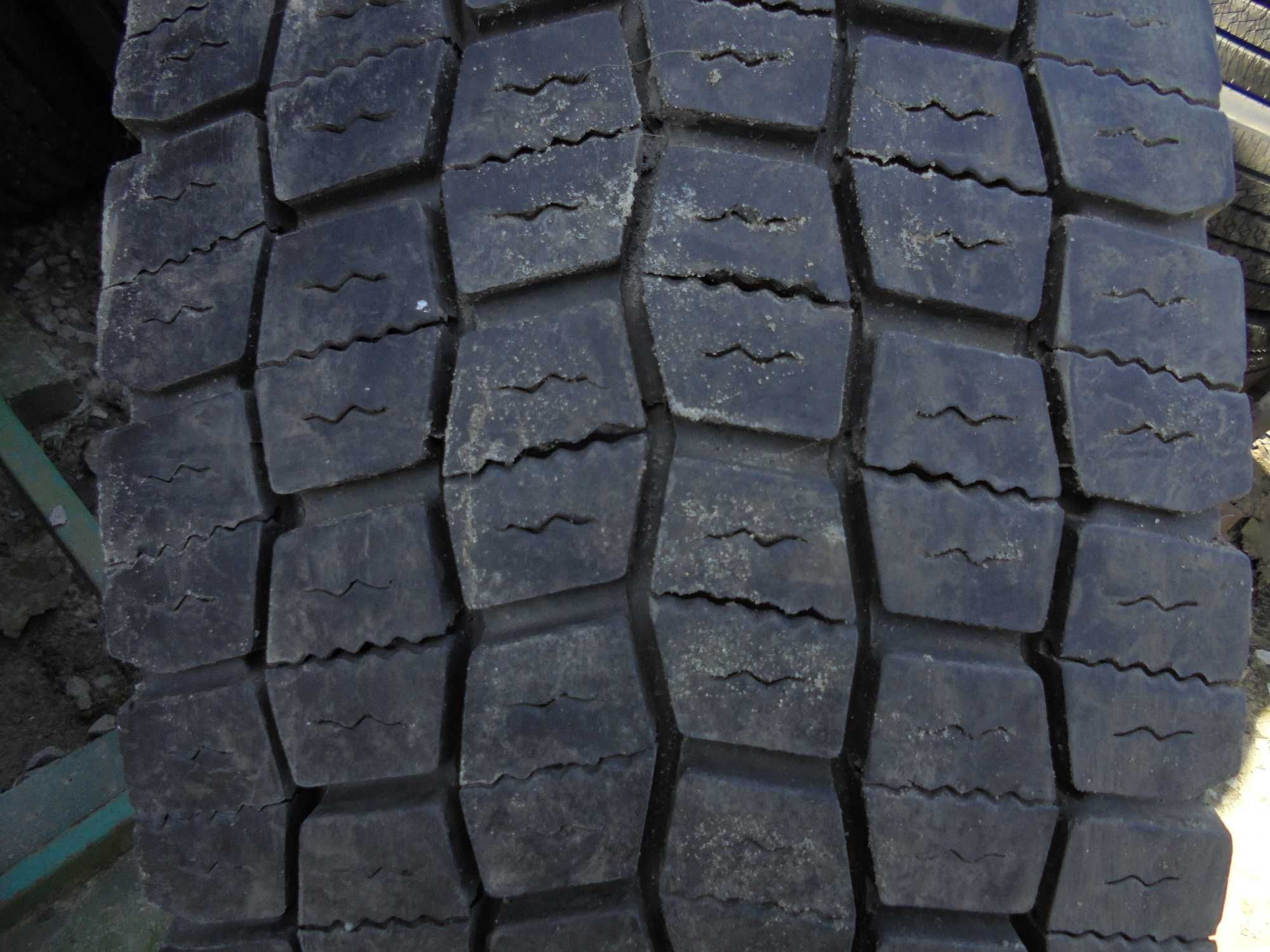 Opona 315/80R22.5 Michelin XDN2 Grip (900 netto)