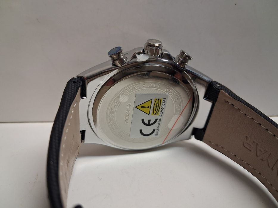 Męski zegarek kwarcowy