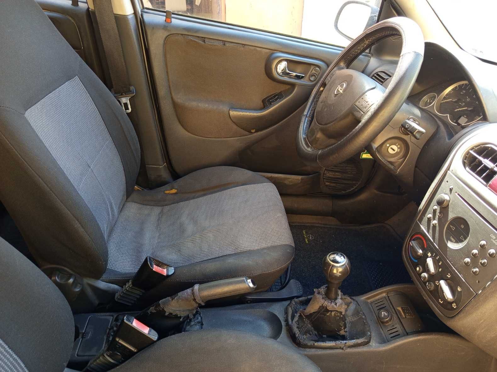 Opel corsa-c 1.3 dci - Este Valor é negociável -1800€