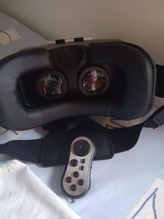 Óculos de realidade virtual Trust novos