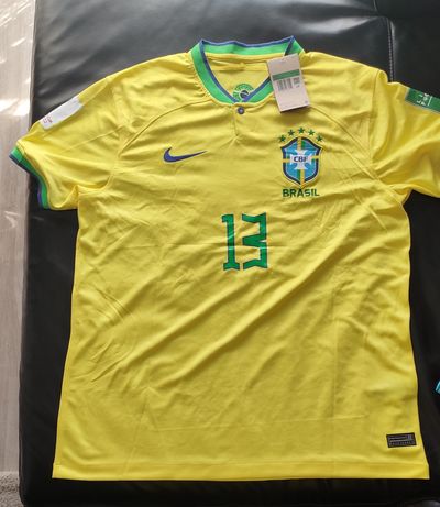 camisolas de futebol da seleção brasileira tamanho xl com número 13