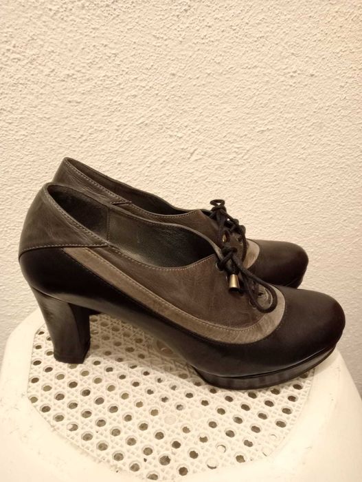 Botins de pele senhora