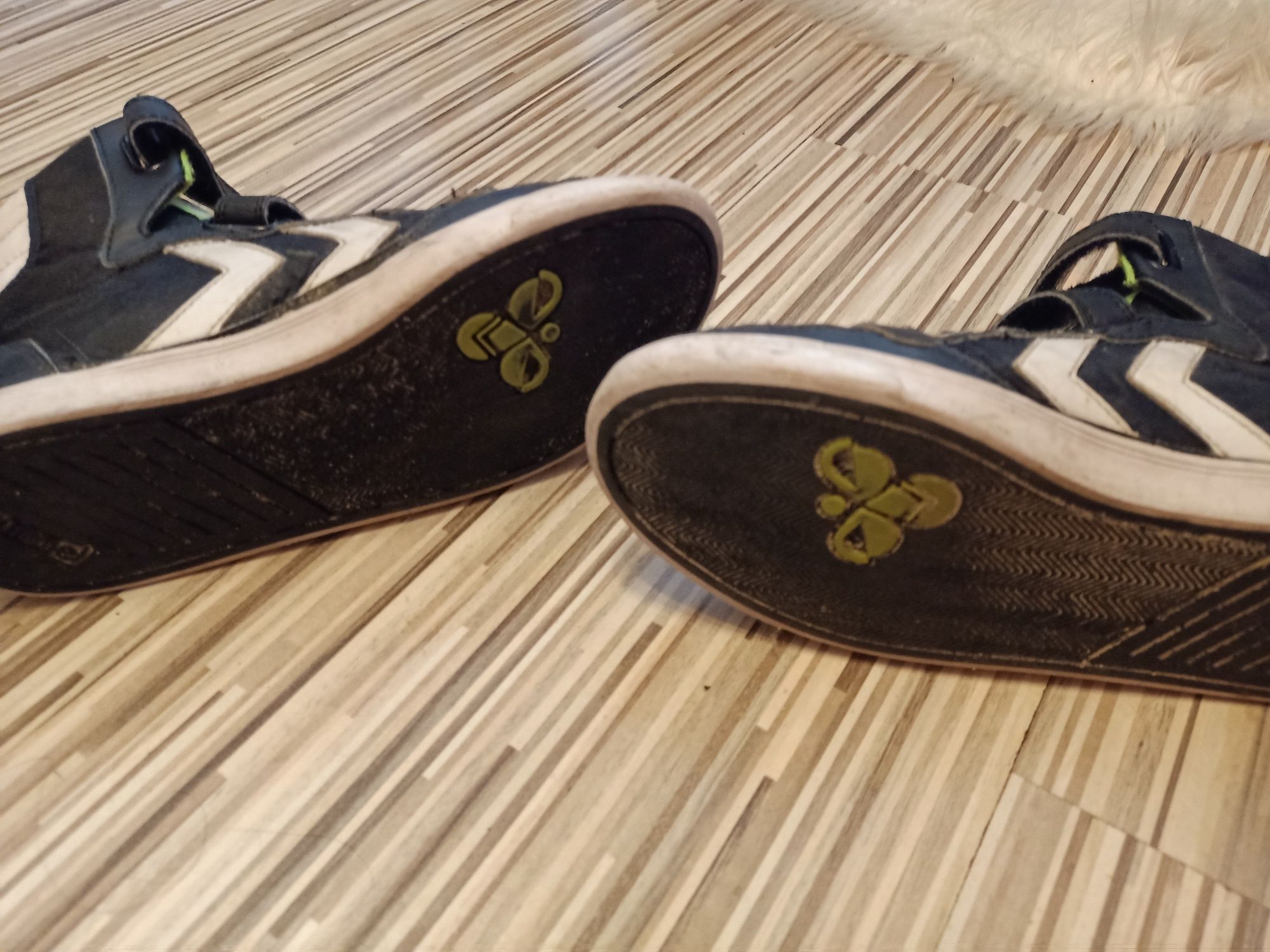 Buty za kostkę Hummel 35 dl wkładki 22