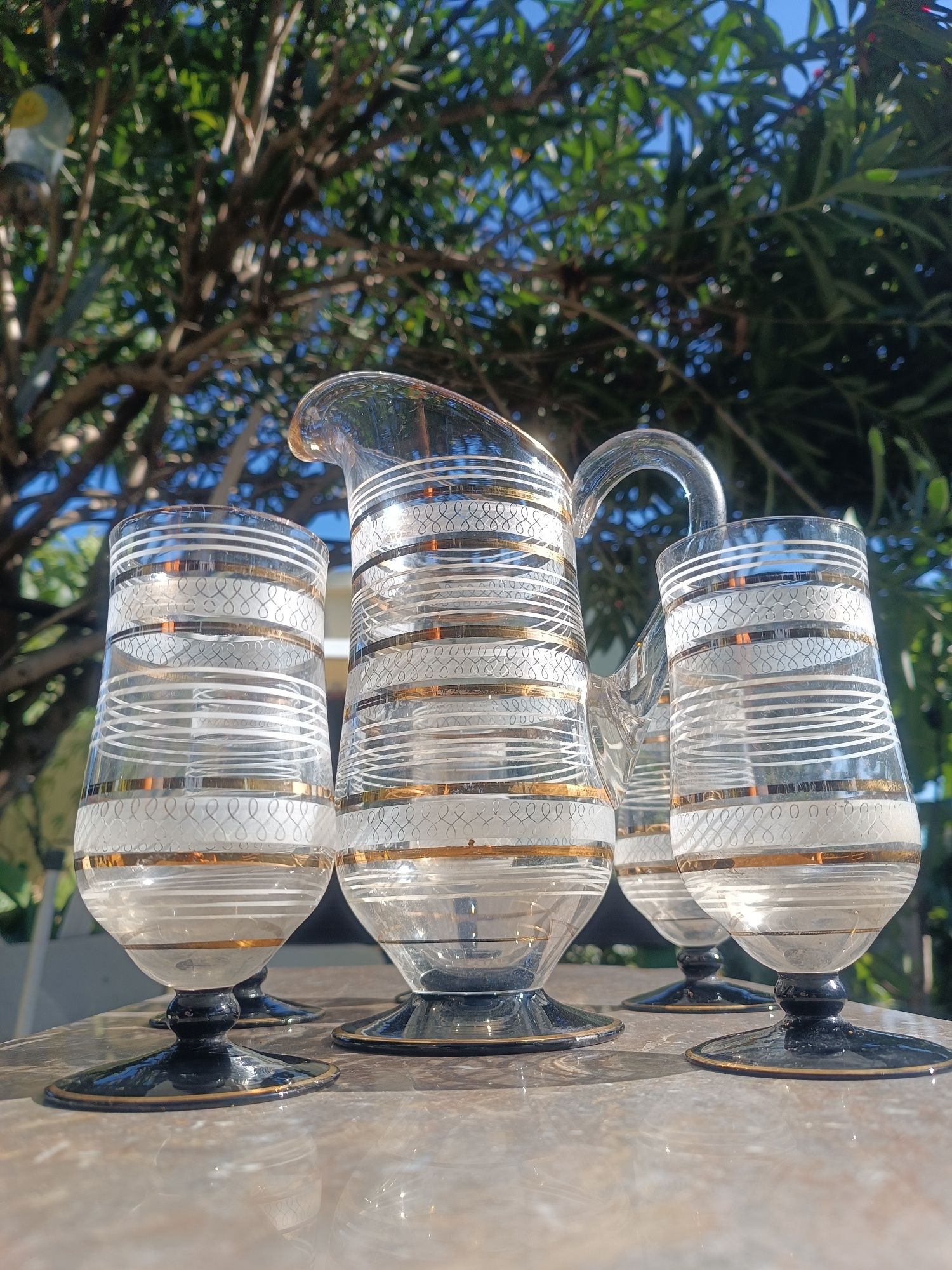 Conjunto caneca e copos, vintage