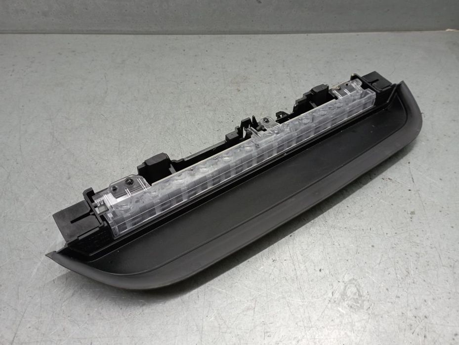 Luz stop adicional / 3º stop BMW 3 (G20, G80)