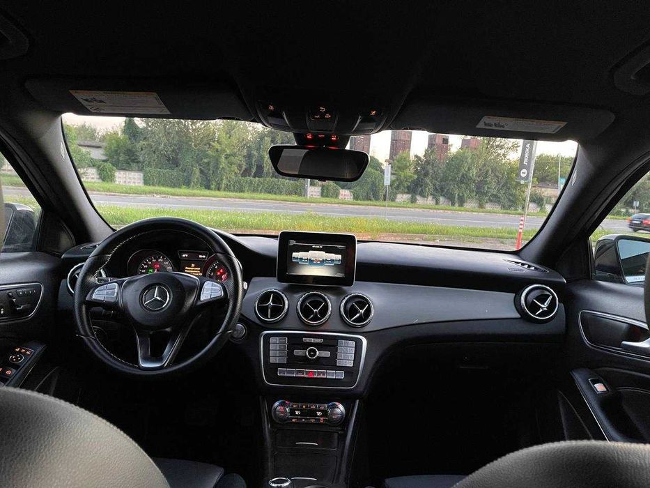 Mercedes-Benz GLA 250 • 2.0 Turbo • 201 к.с. • FWD • 7G-DCT • 2016