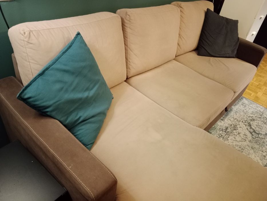 Kanapa narożnik sofa z funkcją spania z pojemnikiem na pościel beżowa