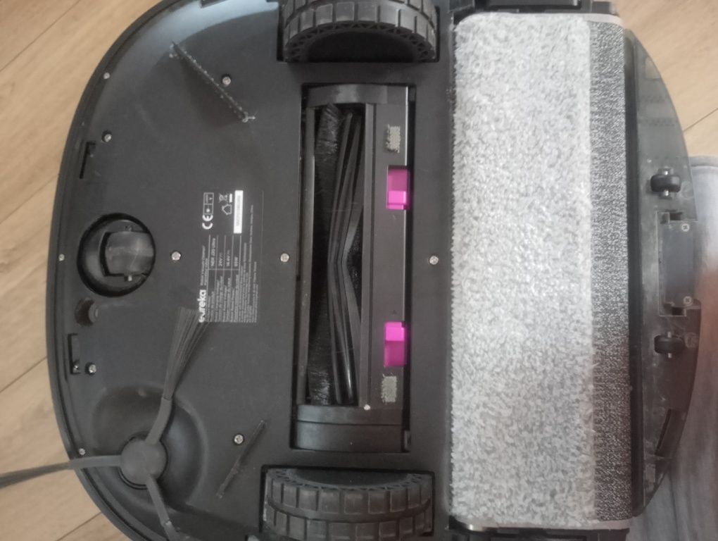Robot sprzątający eureka J20