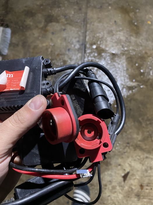 Лампочка D2R авто і блоки ксенона з проводкою