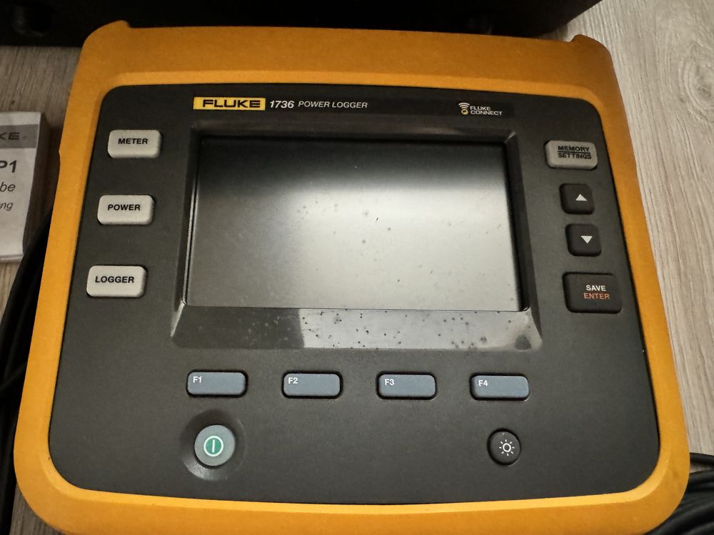 FLUKE 1736 анализатор электроэнергии
