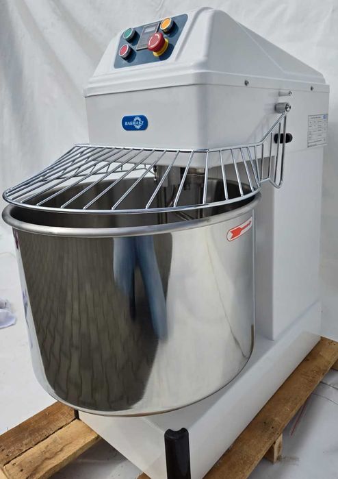 Mieszałka spiralna,mikser,mieszałka,miesiarka do ciasta,robot, HS60