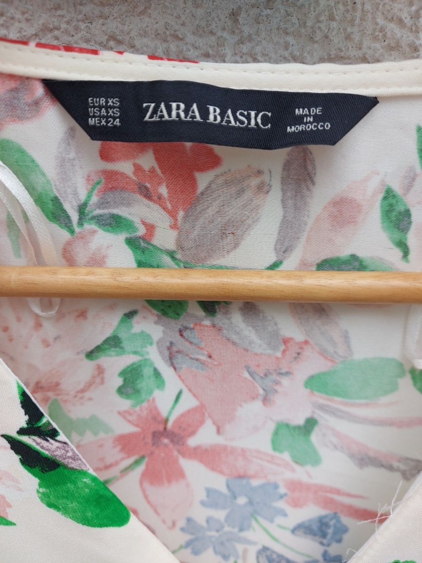 Sukienka Zara z kieszonkami okazyjna