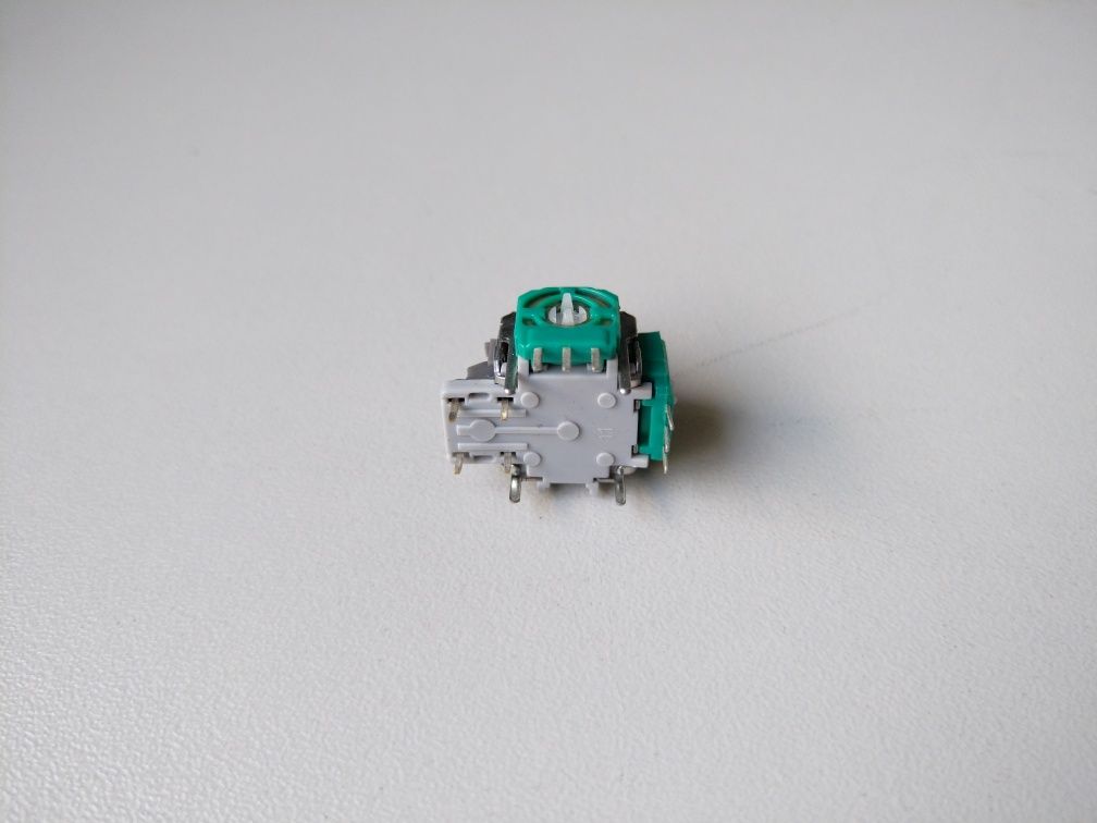 4szt Analog V2 3D joystick kontrolera Xbox One Series S/X