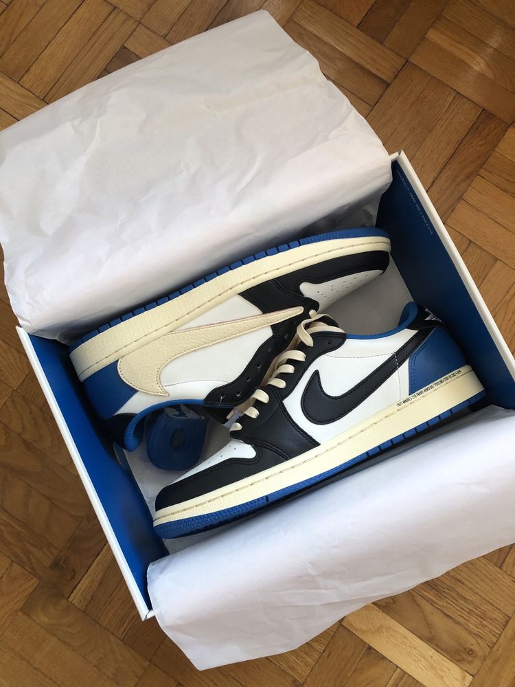 Air Jordan 1 Low Travis Scott x Fragment. Rozmiar 42,5.