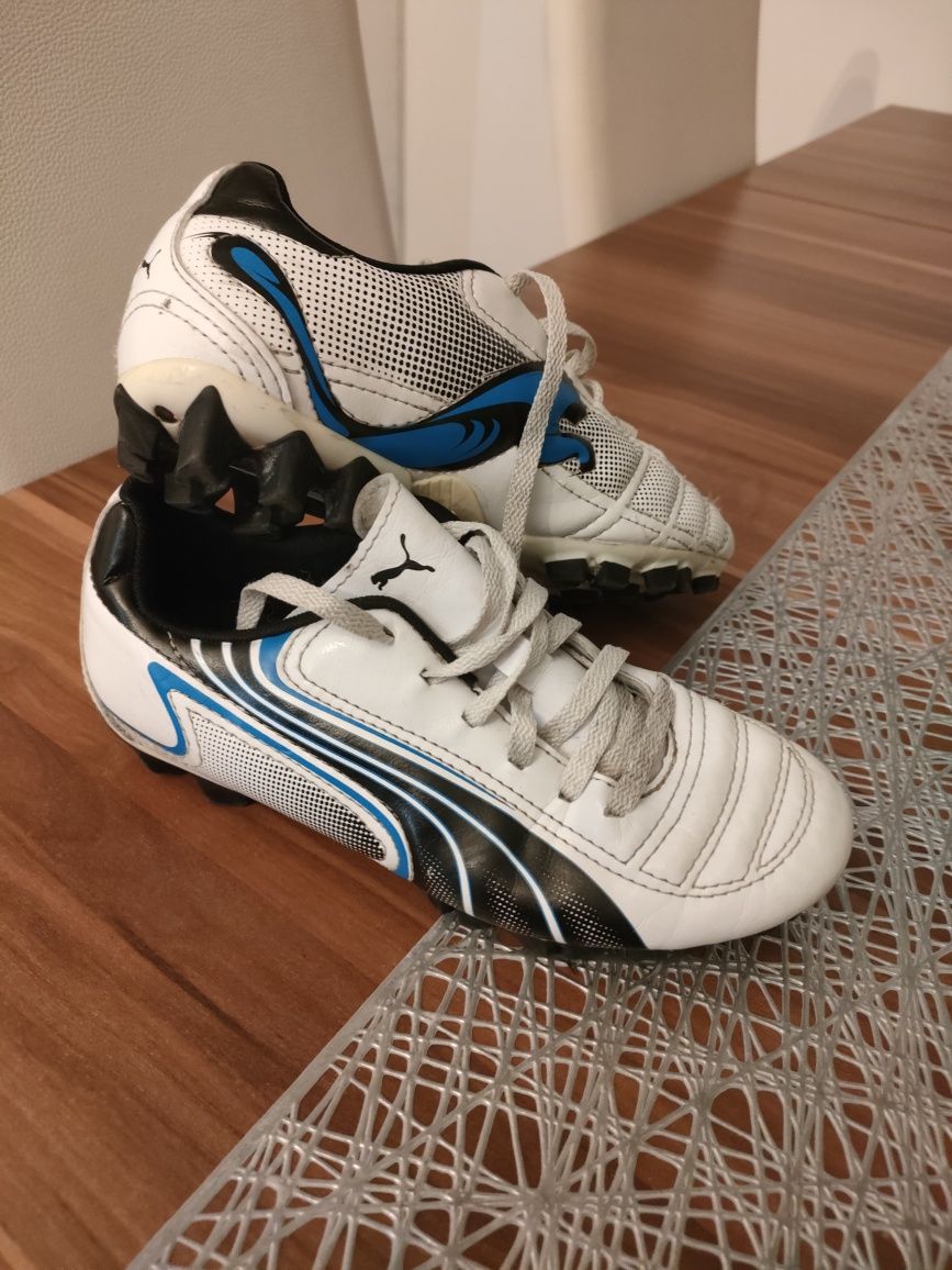 Buty korki piłka PUMA 33