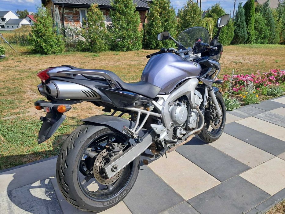 Motor Yamaha FZ6 S Fazer ABS