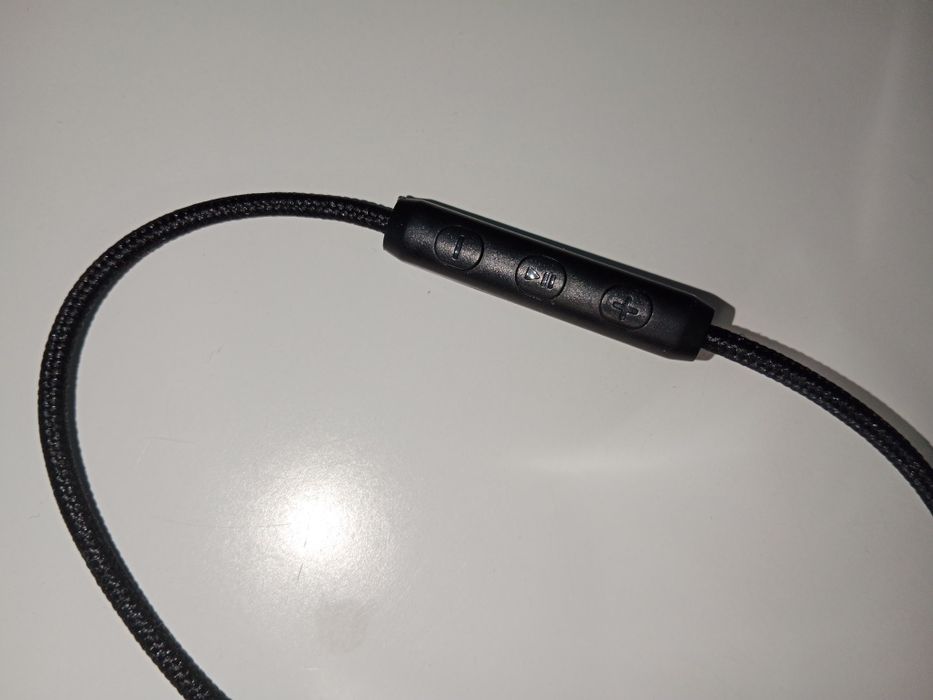 Słuchawki składane nauszne przewodowe