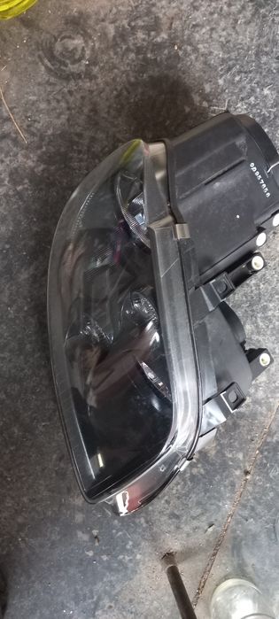 Фара caddy  touran