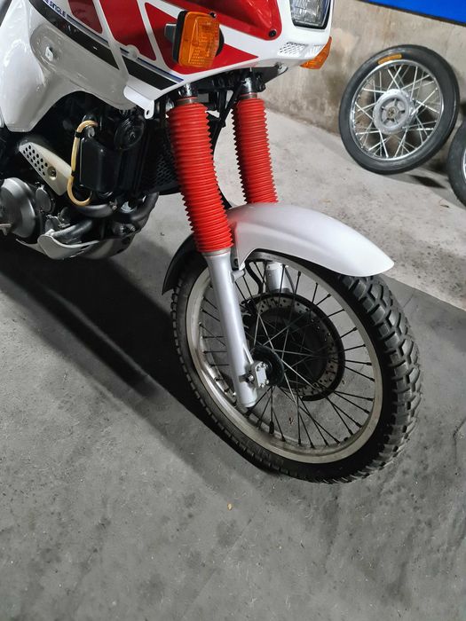 Yamaha tenere como nova