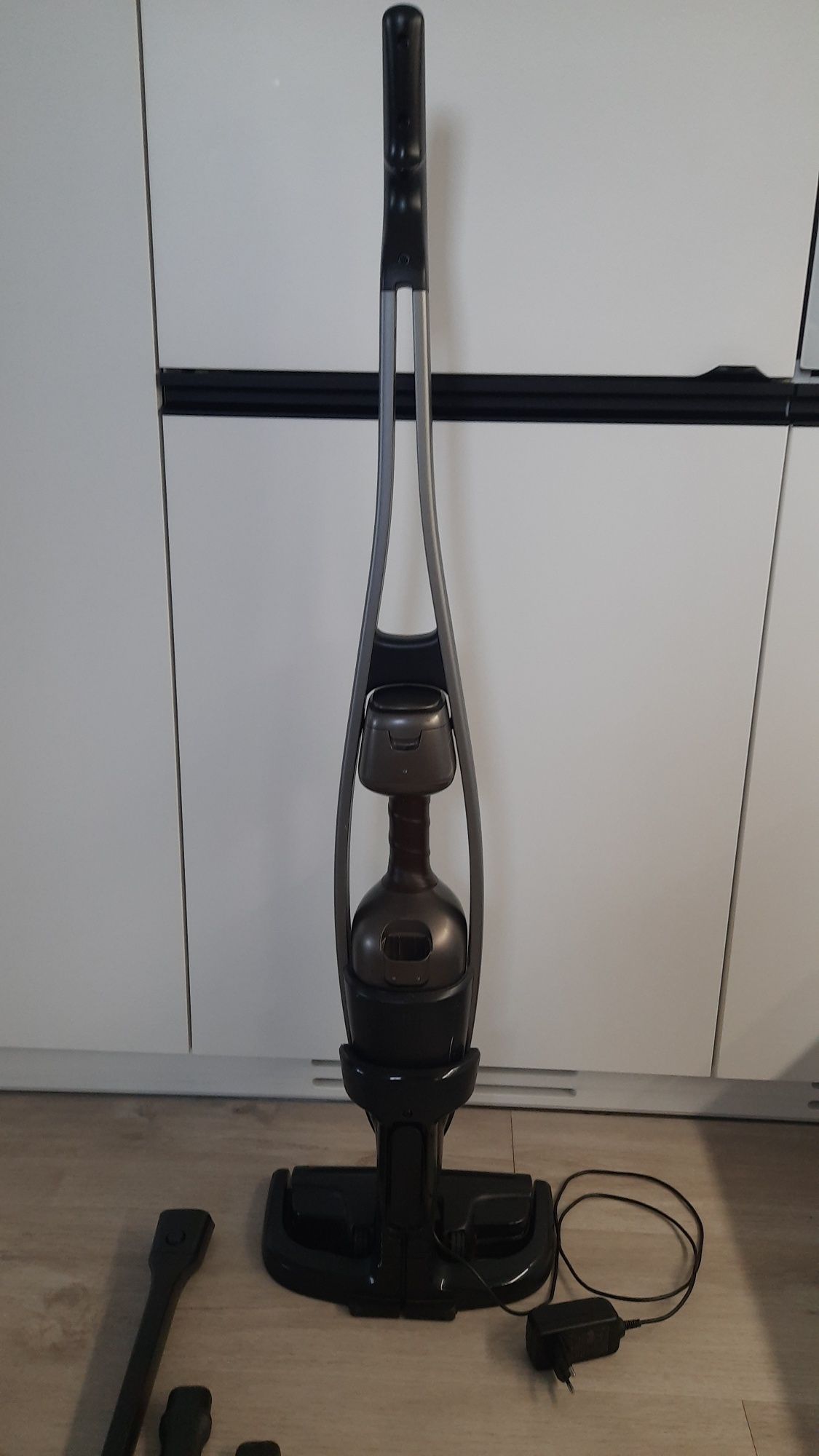 Niezawodny odkurzacz Electrolux Pure Q9 model PQ91-P50MB w super cenie
