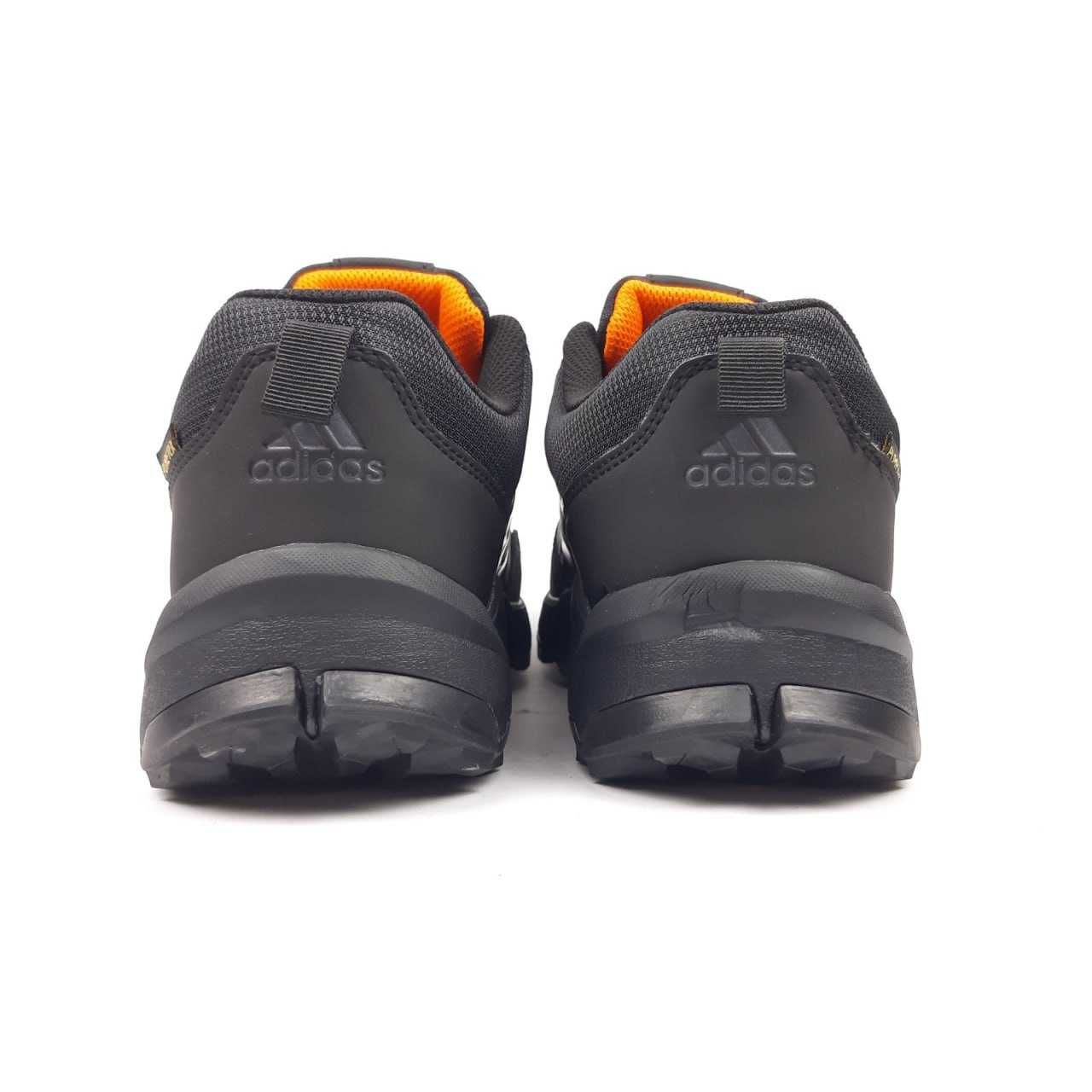Чоловічі кросівки Adidas Terrex чорні з помаранчевим 11357 ЗНИЖКА