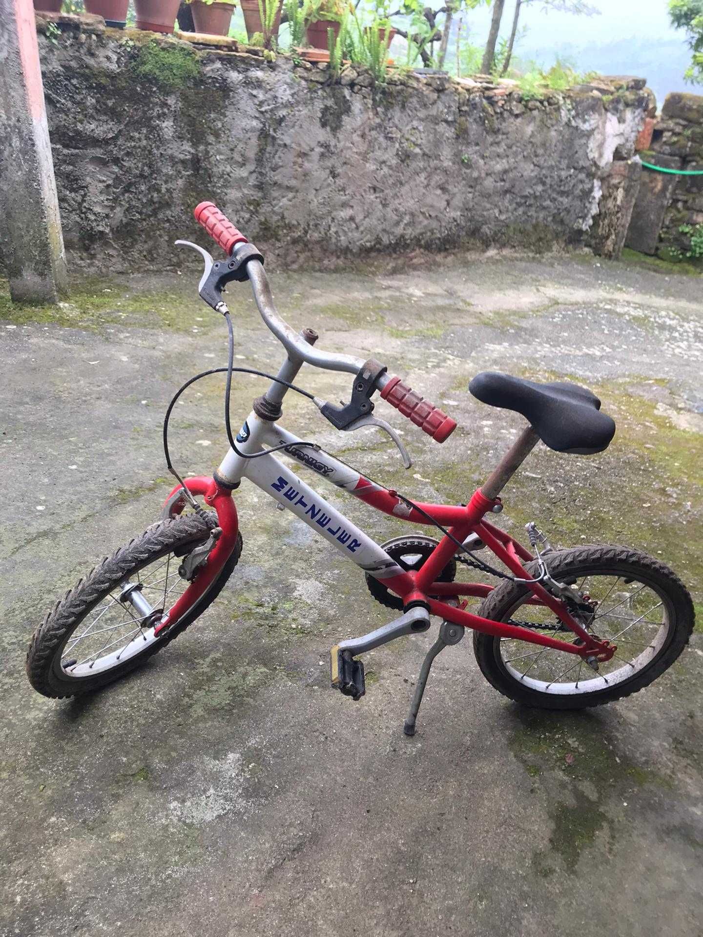 2 bicicletas  roda pequena -Totalmente funcionais