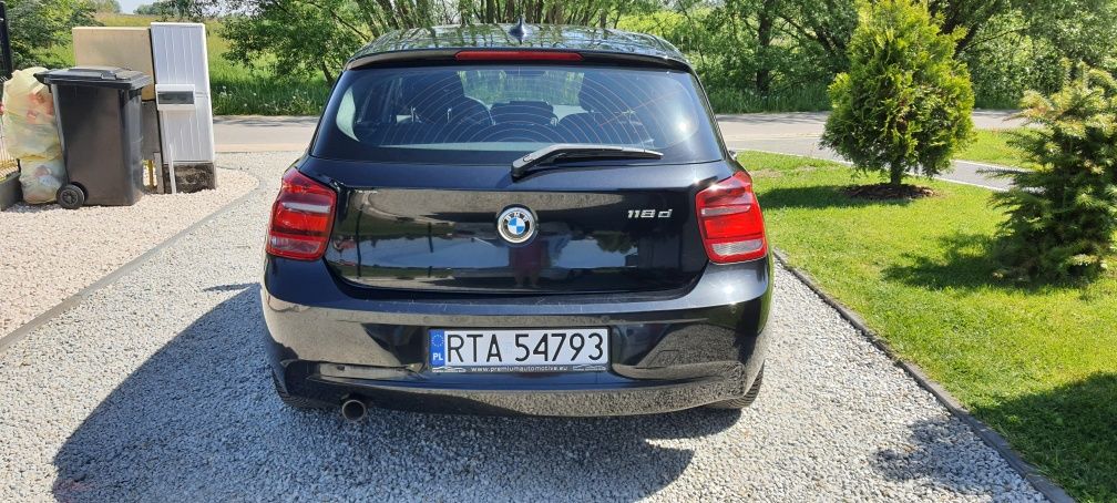 BMW 1 F20 118D 143 km SPORT LINE Polecam