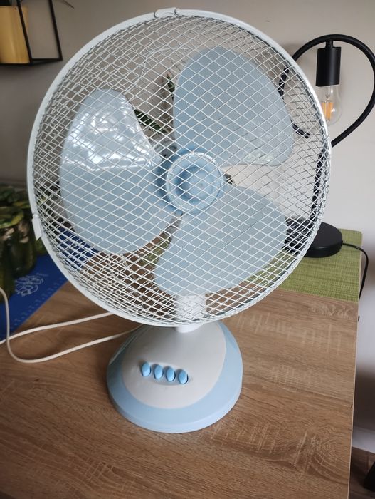 Wentylator, wiatrak stołowy MPM wysokość 45 cm