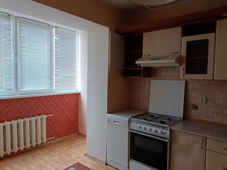 Продаж 2к квартири район Раково